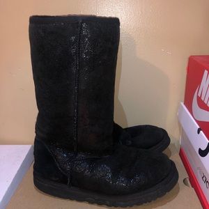Tall, black Ugg’s